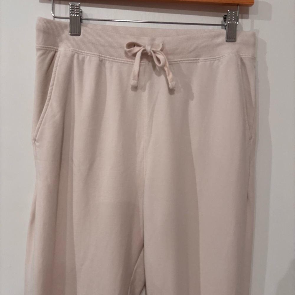 Nike Yoga Luxe A.I.R. Cream Women’s Medium 7/8 High Rise Fleece Joggers - Picture 7 of 15